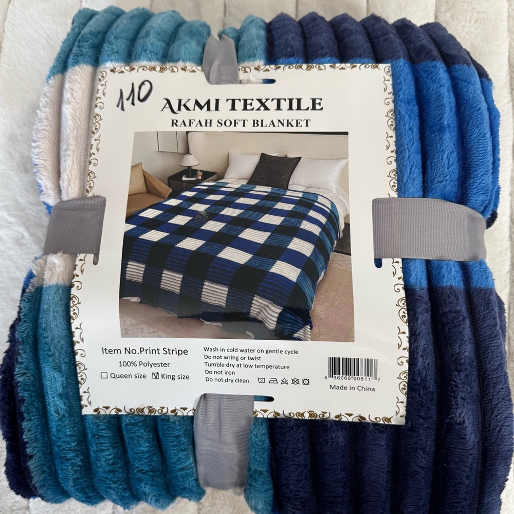 KING Size - Blue, black, light gray Square print Blanket Throw Bedspread